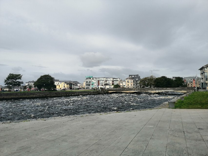 Galway Bay景点图片