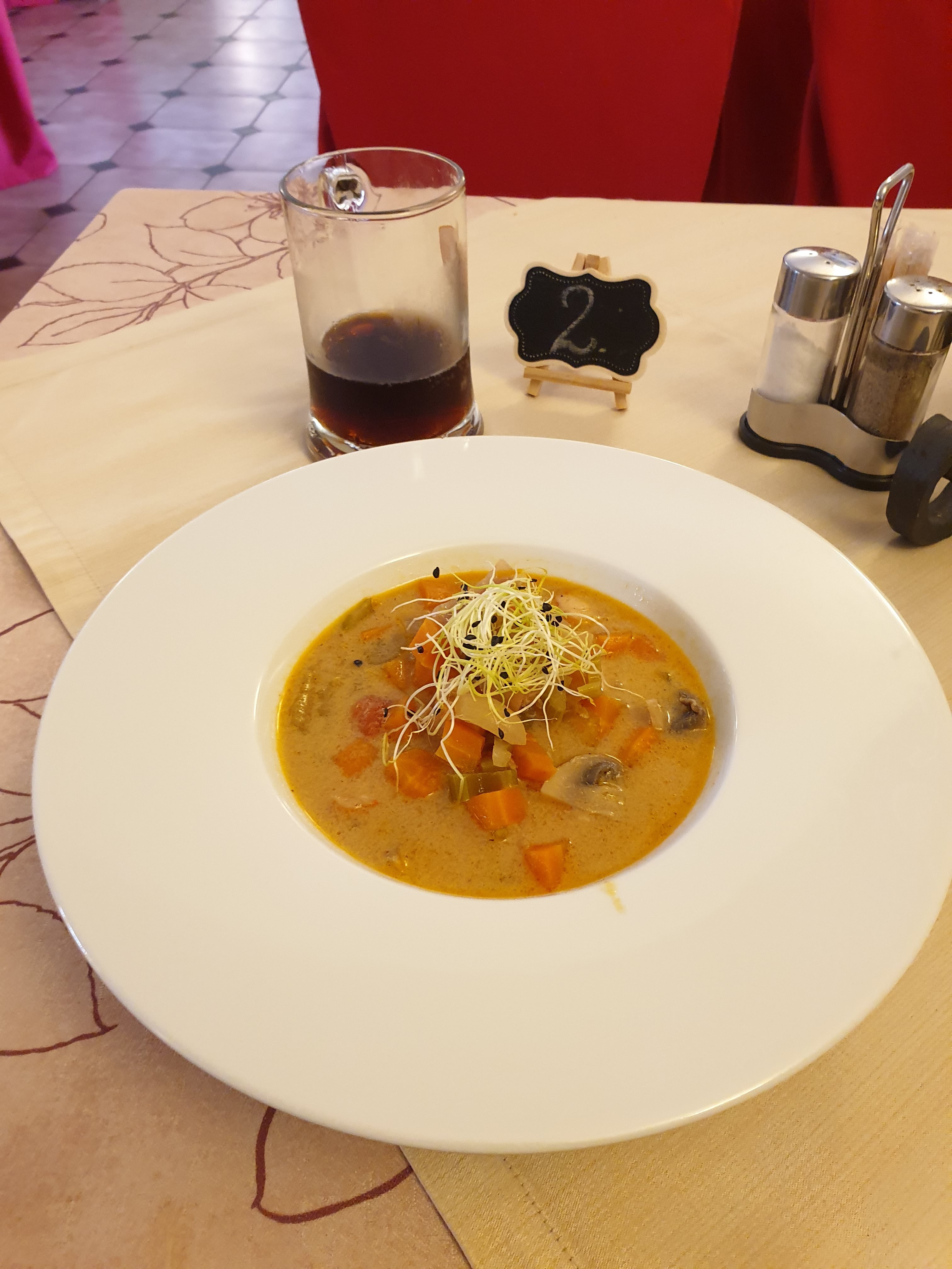 Hotel Rustikal-餐饮