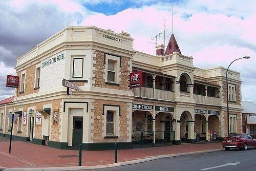Commercial Hotel主图