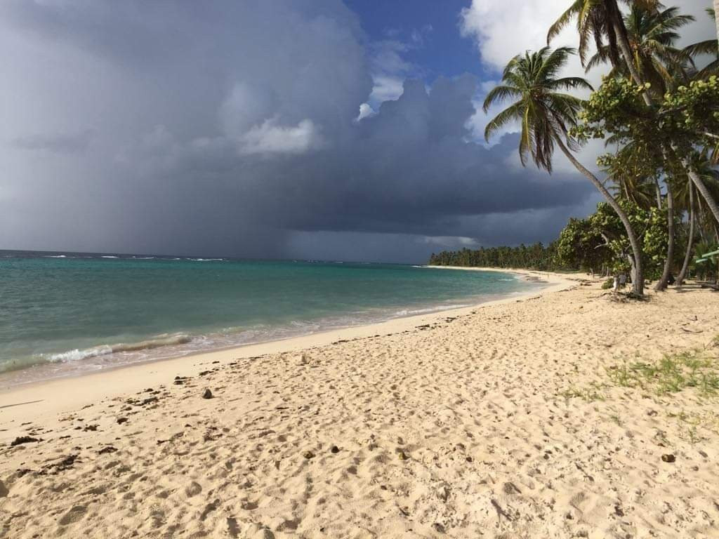 Feuillere Beach-Capesterre必去景点