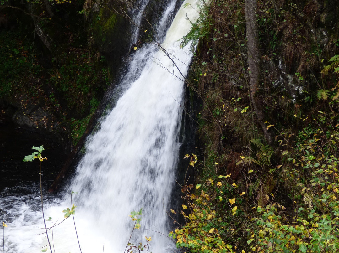 Cascade Sainte Elisabeth-La Tour-d'Auvergne必去景点