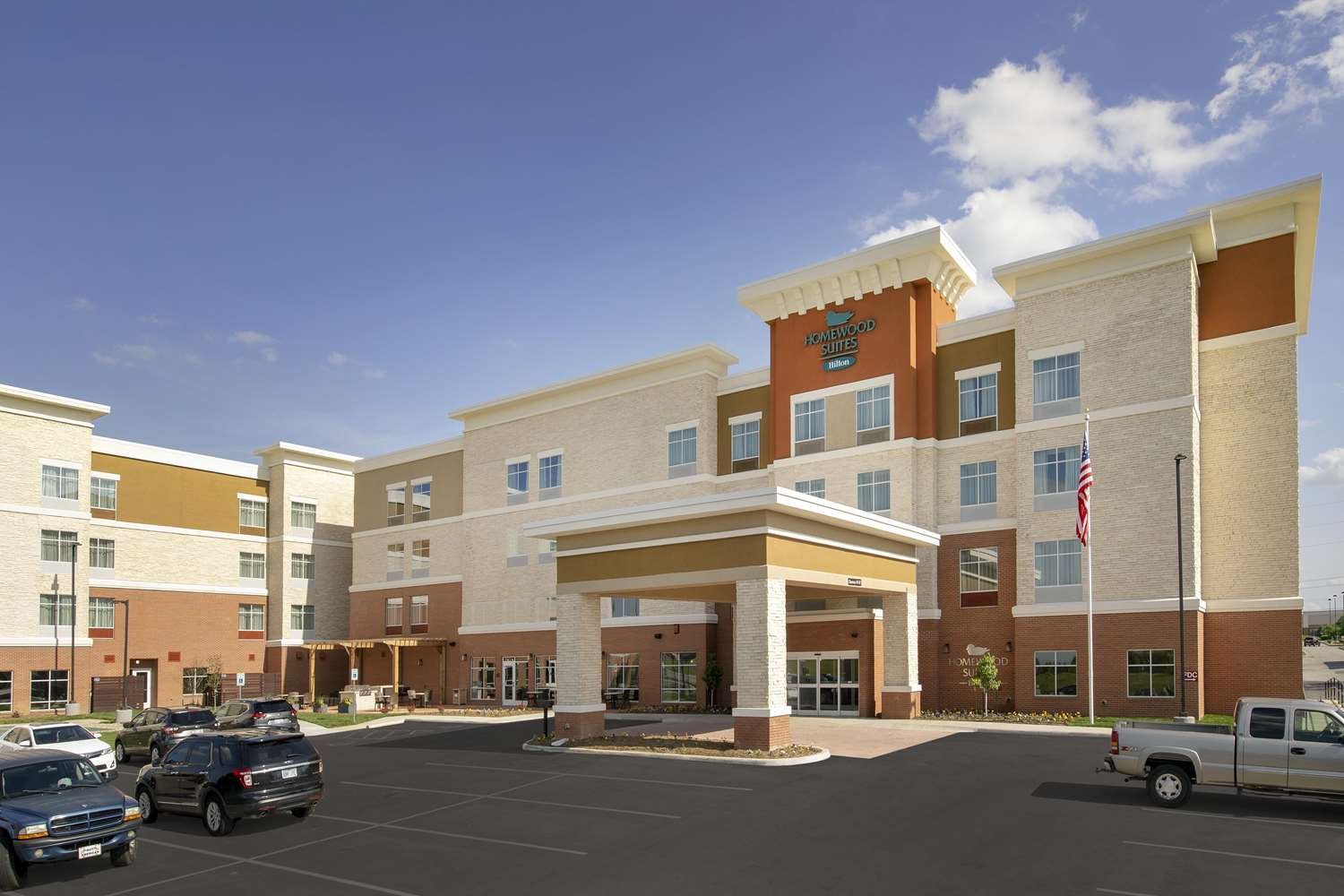 Homewood Suites by Hilton Kansas City Speedway-官方