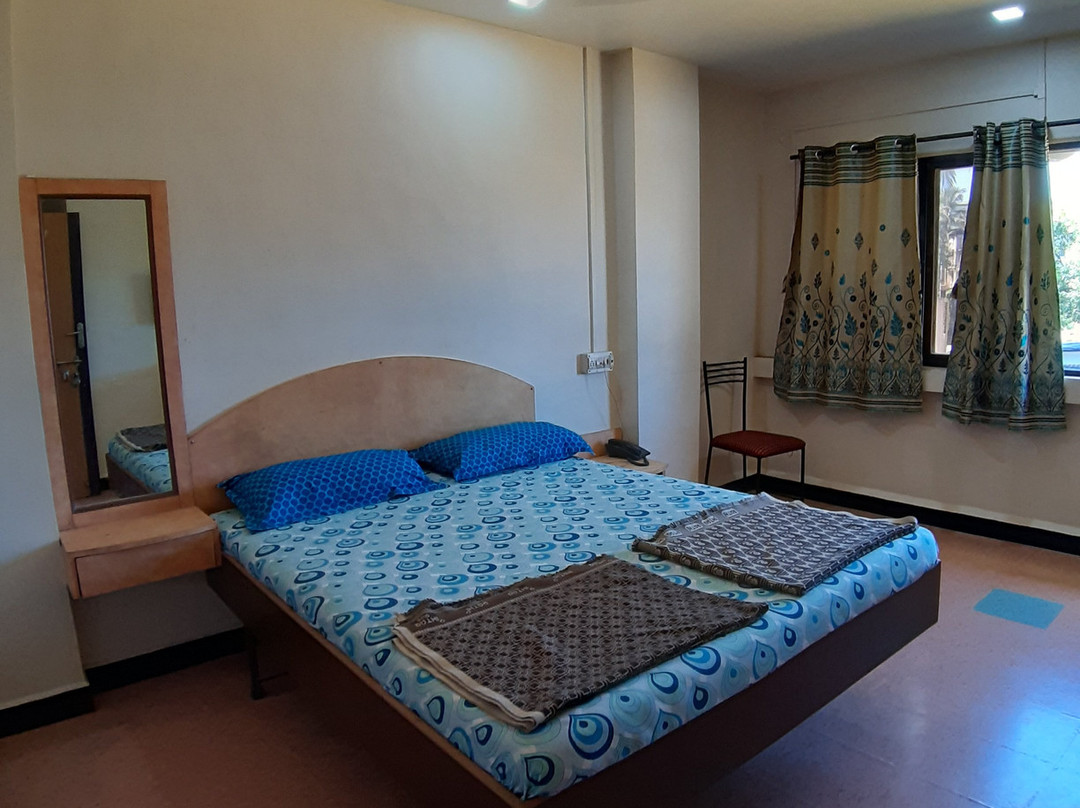 SPOT ON 65994 Sailee主图