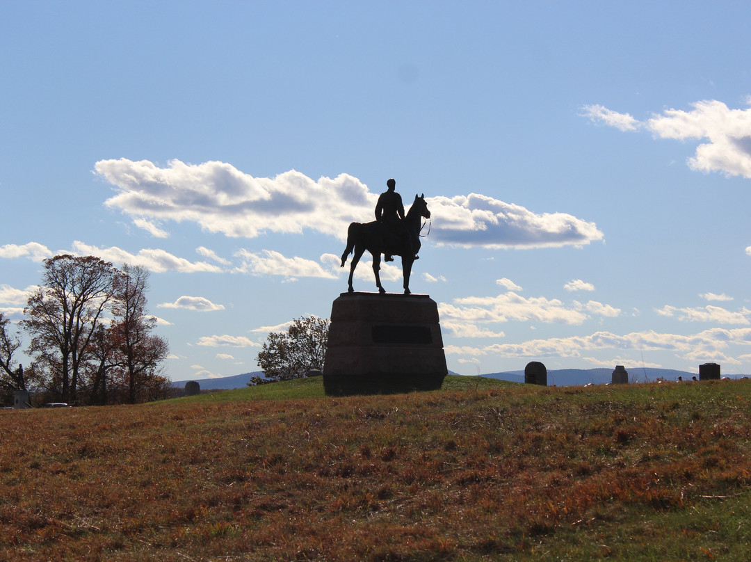 Monument to Major General George Gordon Meade-葛底斯堡必去景点