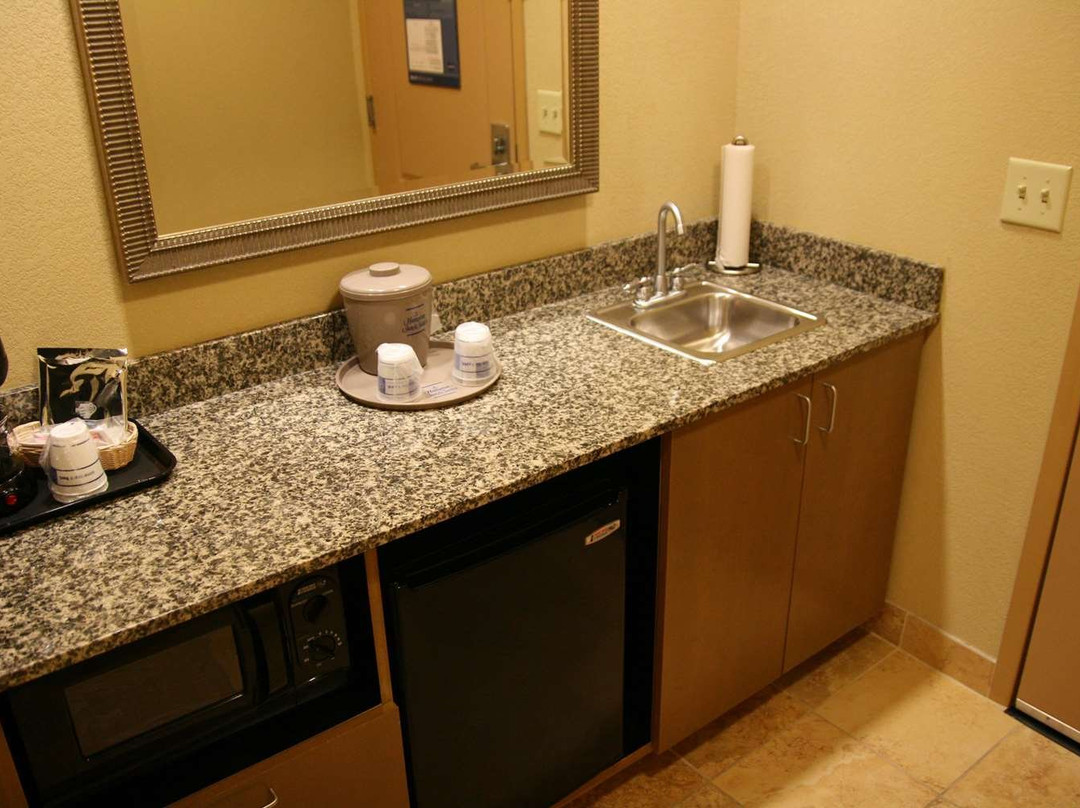 摩拜尔普罗维登斯公园/机场希尔顿恒庭旅馆&套房酒店主图