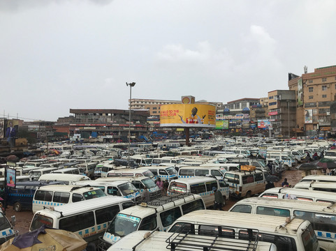 Airpals Safaris Tour-坎帕拉必去景点