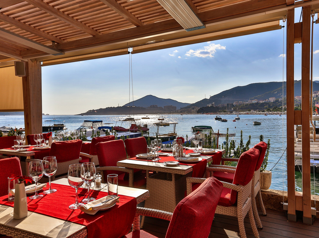 Rafailovici餐馆和美食-Hotel Zeta Restaurant