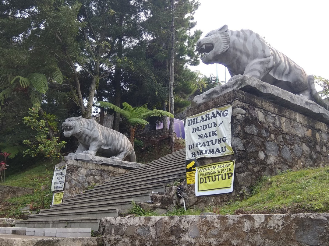 Pura Parahyangan Agung Taman Sari Gunung Salak-茂物必去景点