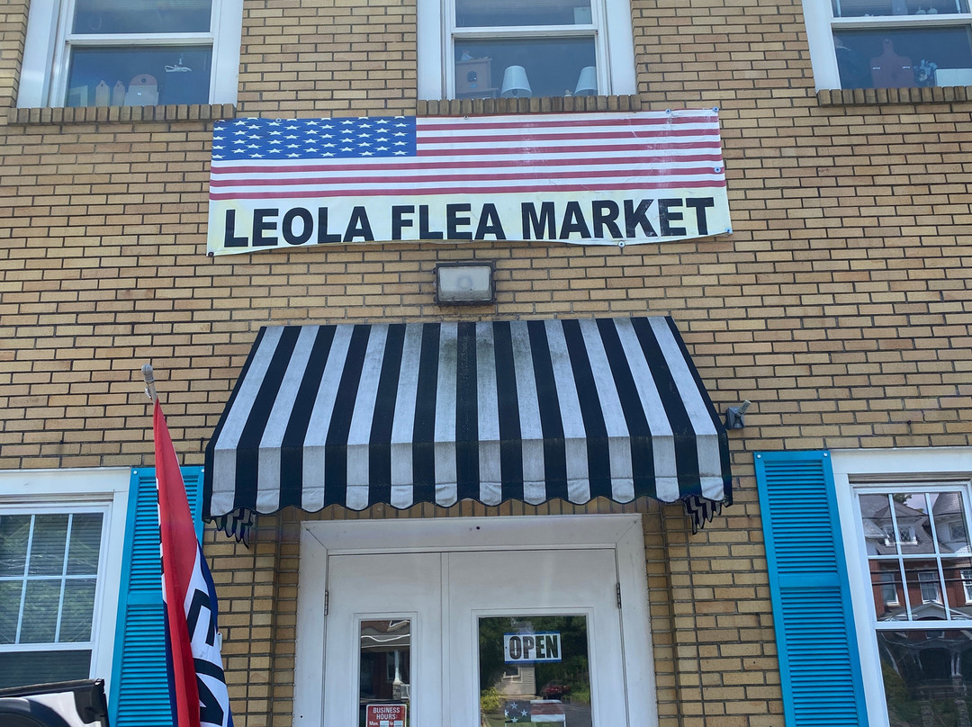 Leola Flea Market景点图片
