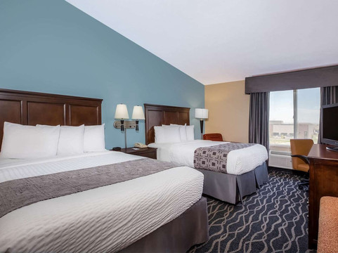 三城肯纳威克温德姆呗盟酒店主图