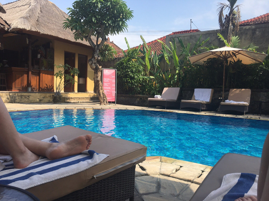 斯里帕拉别墅度假村