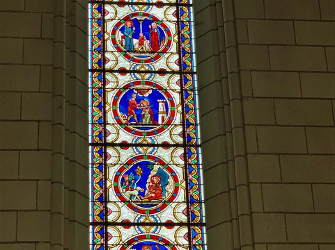 Eglise Sainte Geneviève-Luynes必去景点