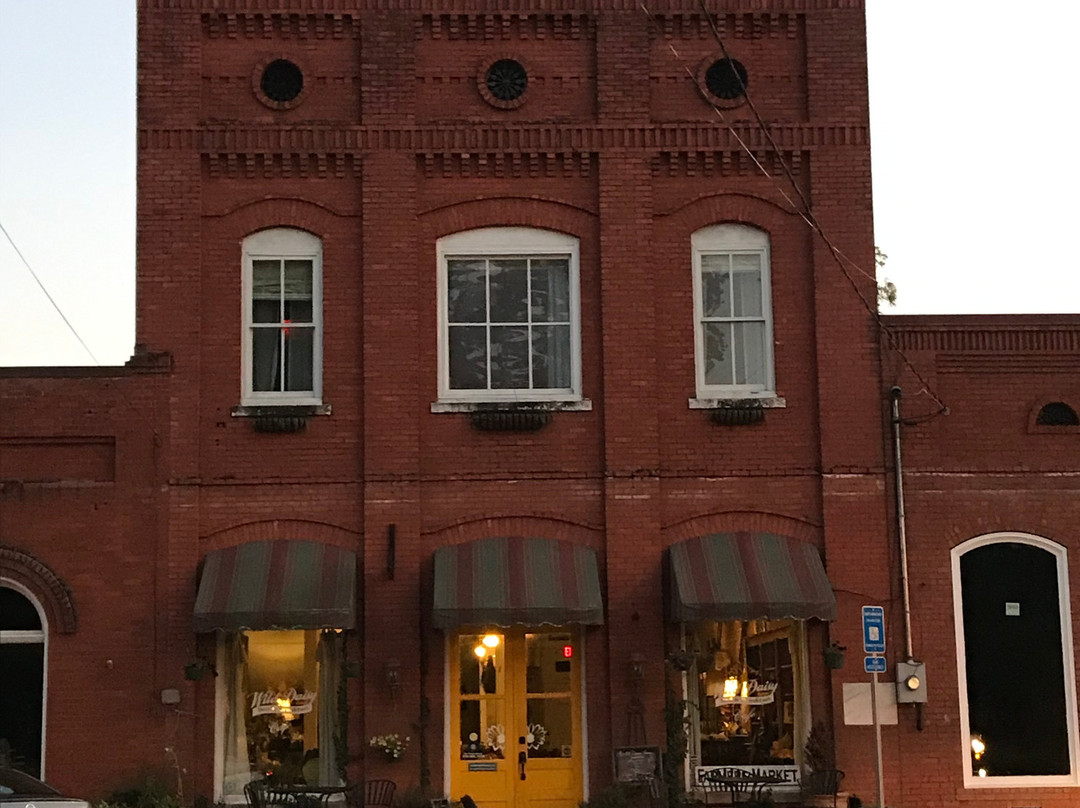 Wild Daisy Farm Cafe & Hotel主图