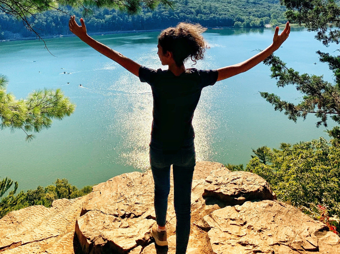 Balanced Rock-巴拉布必去景点