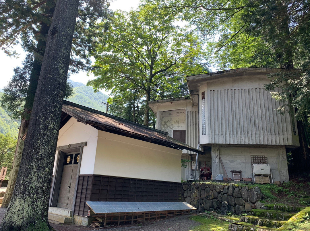 Shizume Shrine-盐尻市必去景点