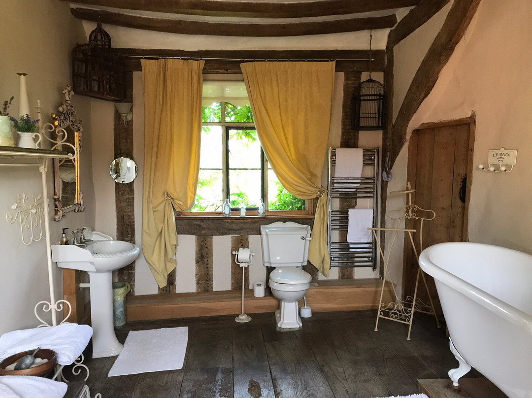 Valley Farmhouse B&B主图
