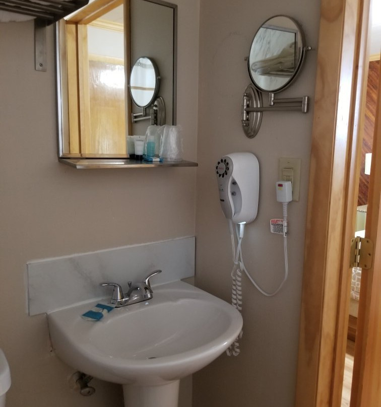 Wisconsin-aire Motel By Oyo Random Lake主图