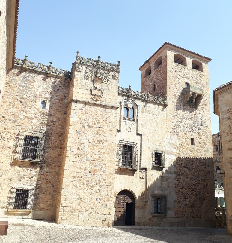 Palace de los Golfines de Abajo景点图片