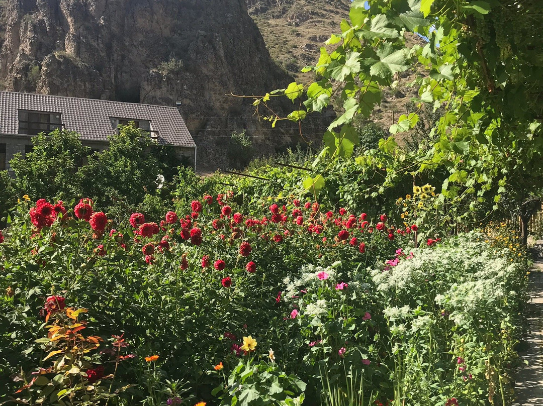Valodia's Cottage主图