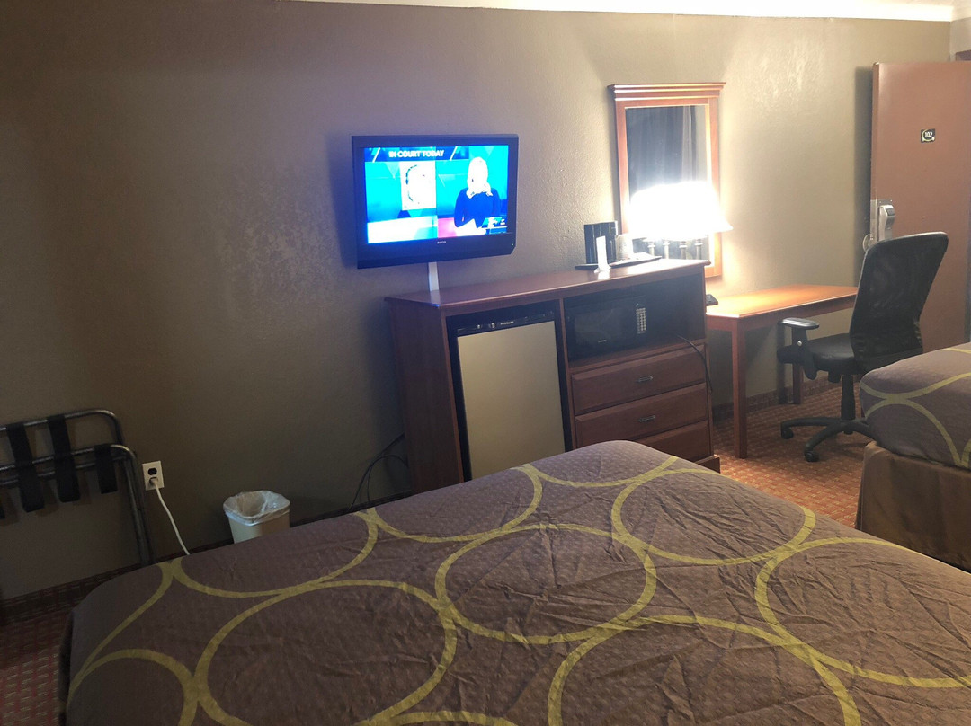 Super 8 by Wyndham Enid主图