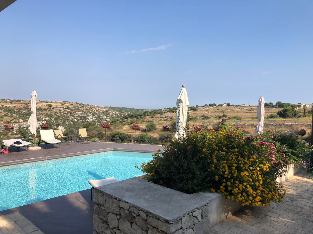 卡萨帝人酒店主图