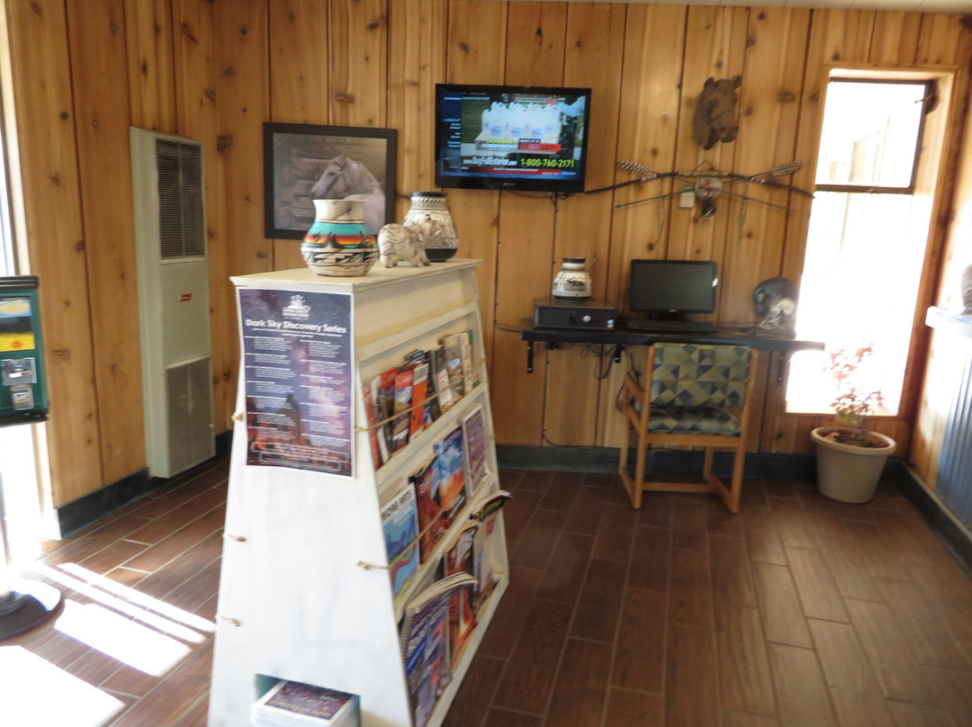 The Atomic Blue Motor-Inn主图