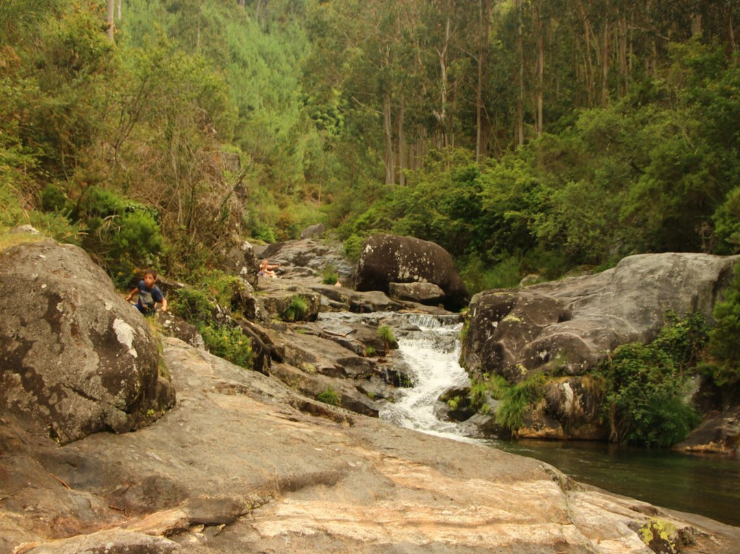 Piscinas naturales del Rio Pedras景点图片