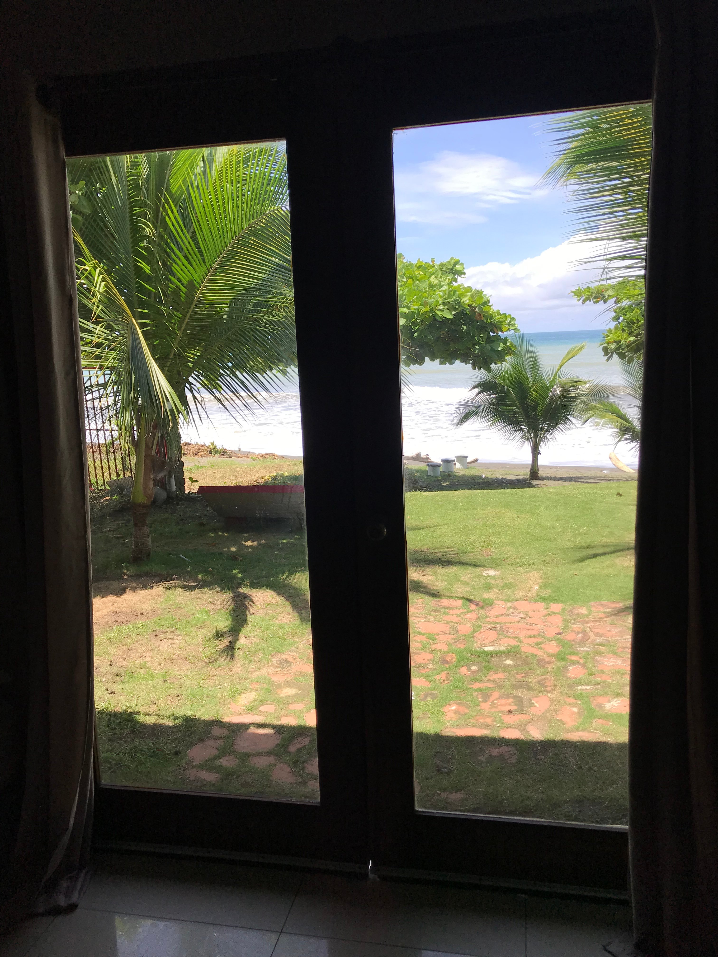 Big Daddy's Beach Club and Hotel-官方