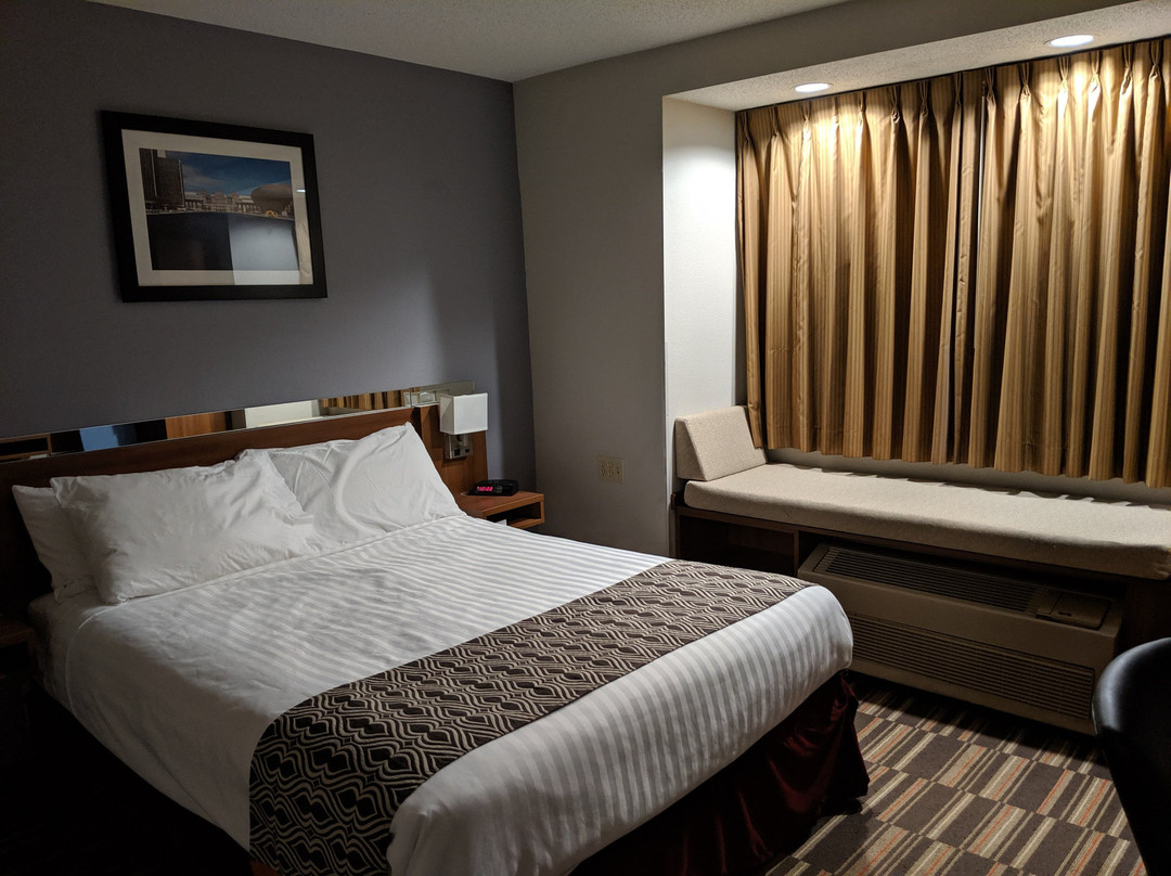 阿尔巴尼机场麦克罗特客栈主图