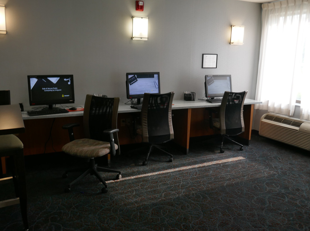 Holiday Inn Express Romulus / Detroit Airport by IHG主图