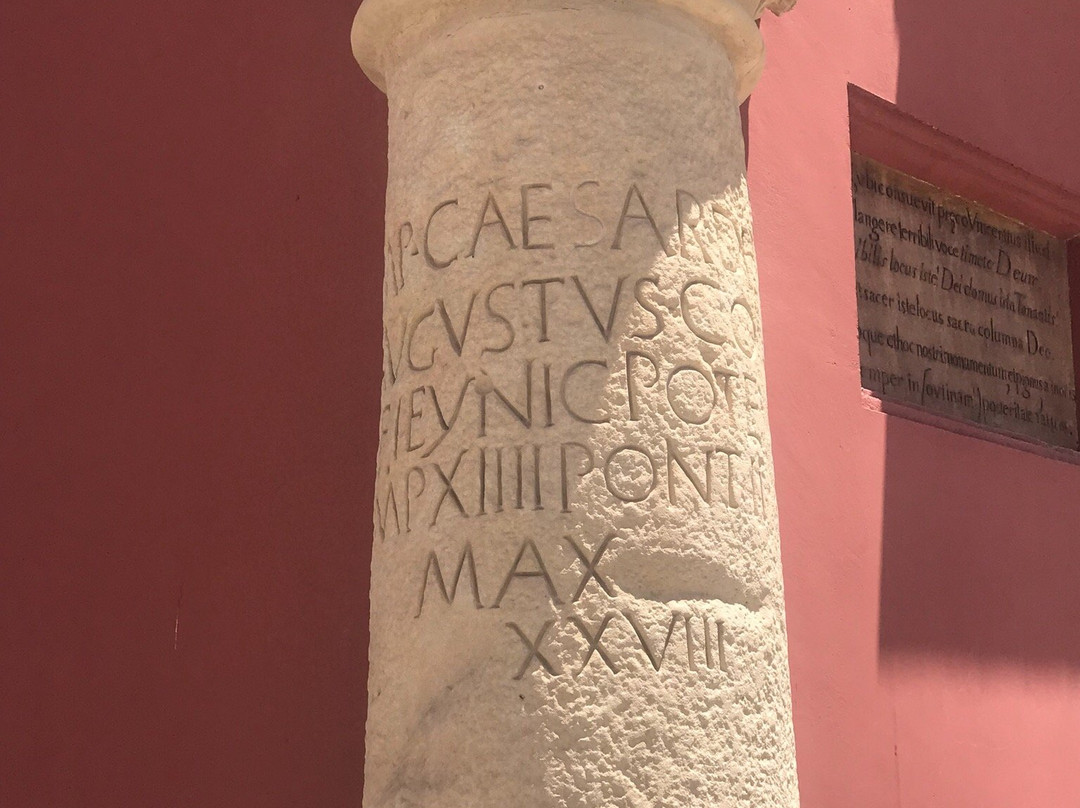 Columna Miliaria-洛尔卡必去景点