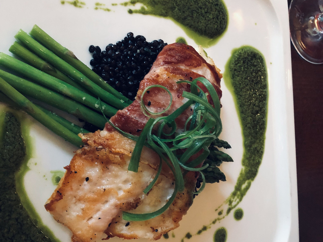 Halcyon Hot Springs Resort主图