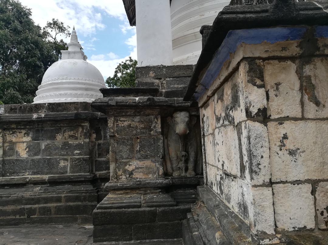 Temple of the Gadaladenia景点图片