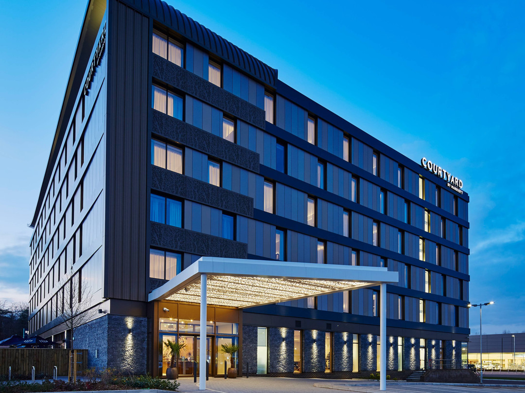 Courtyard by Marriott Oxford South主图