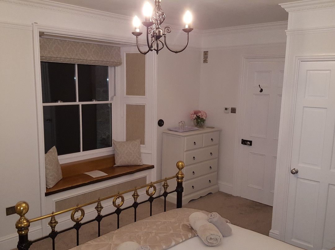 Burnewhall House主图