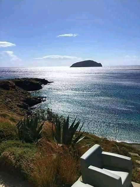 Lia Beach-Serifos必去景点