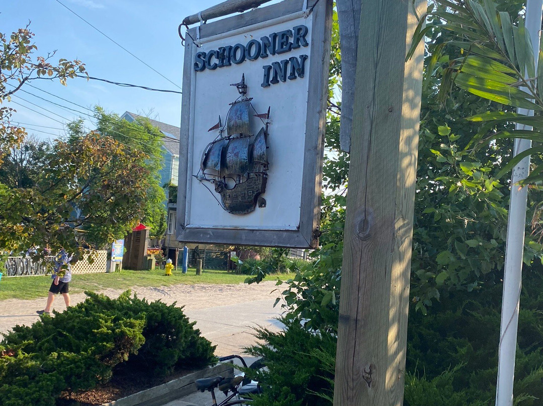 The Schooner Inn