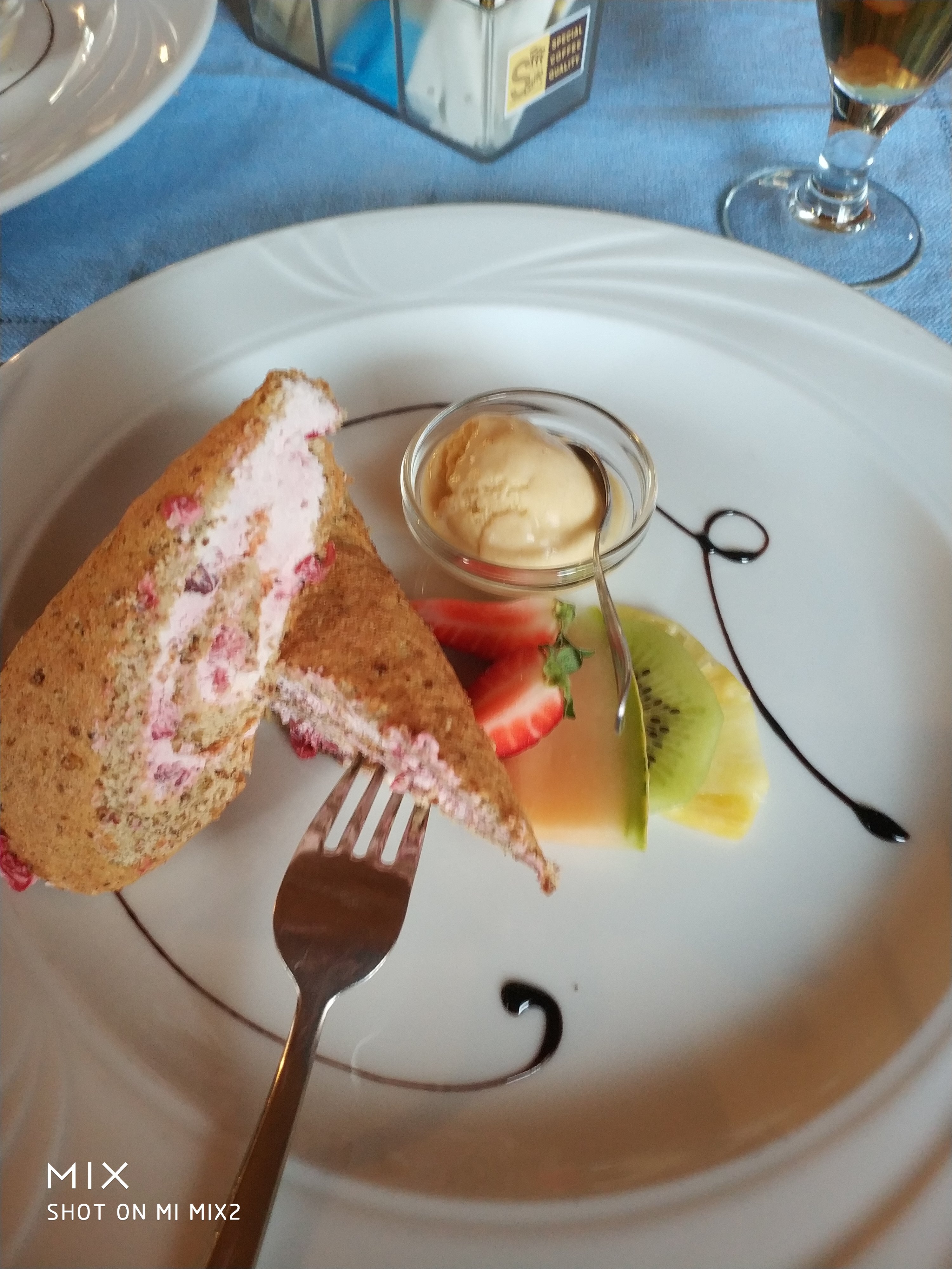 Gasthaus St. Valentin-餐饮