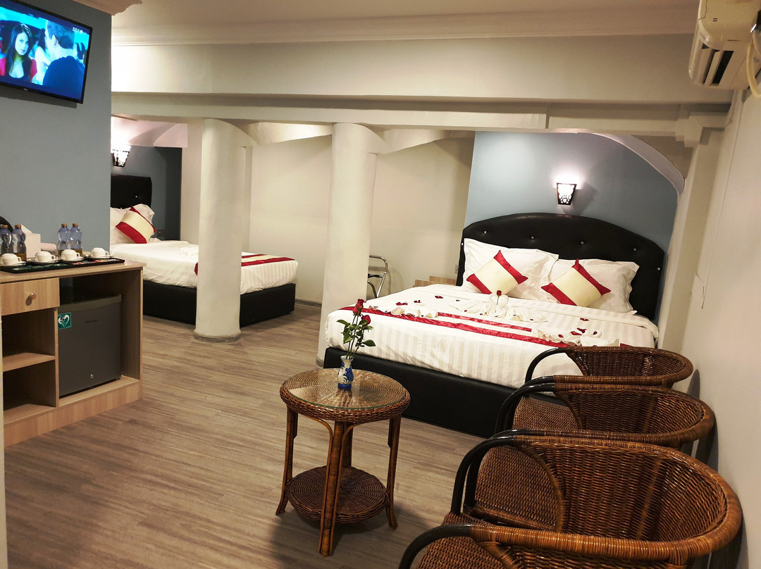 White House Hotel主图