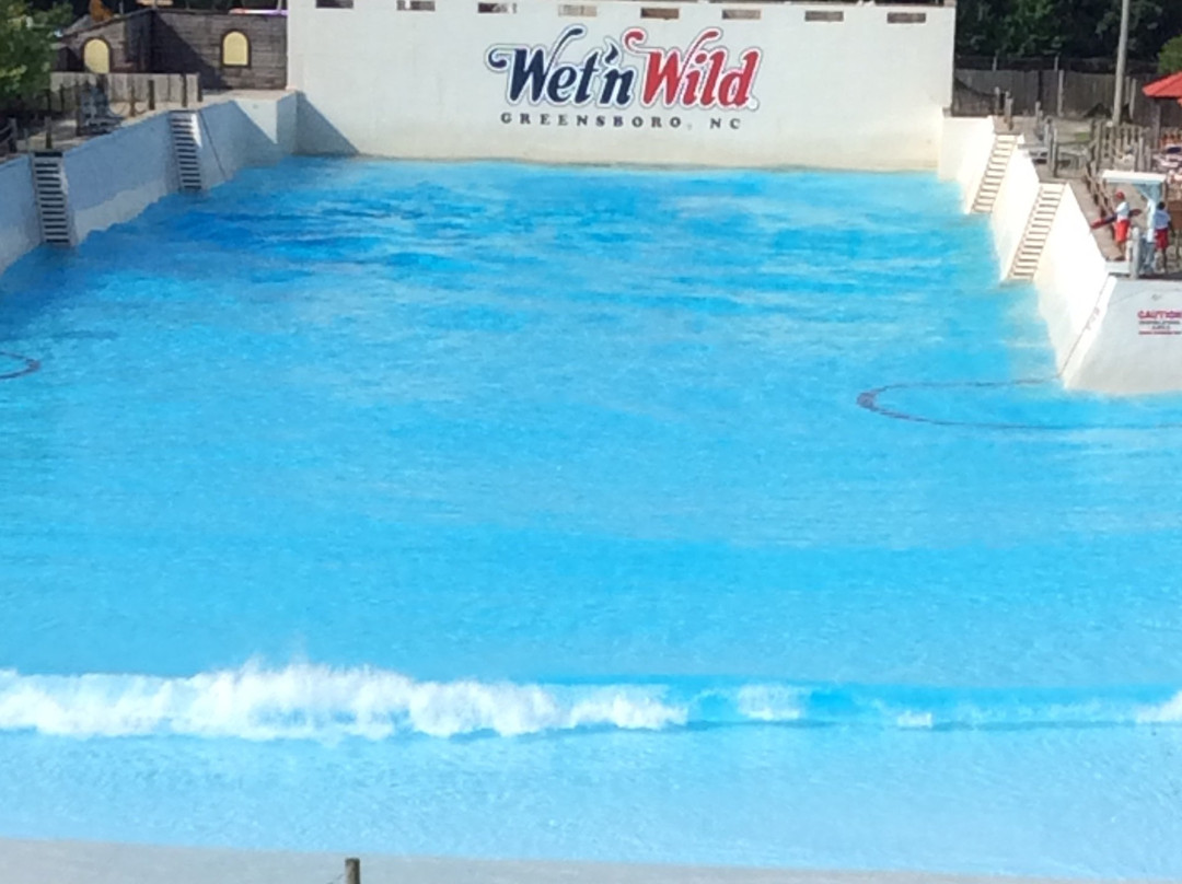 Wet 'n Wild Emerald Pointe景点图片