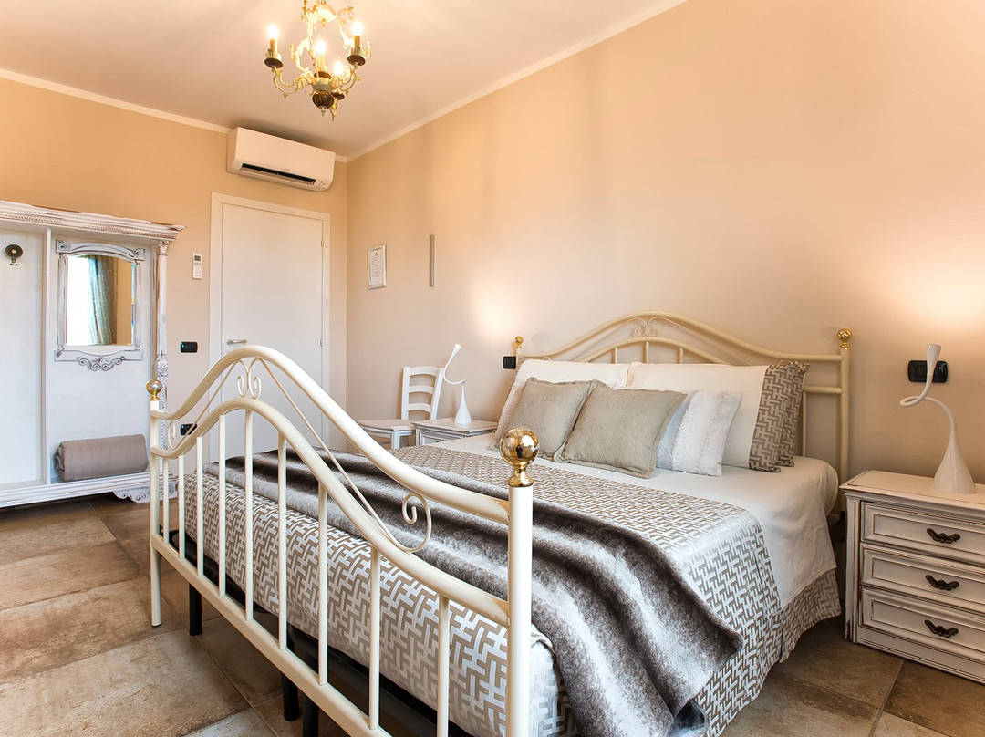 Li Punti酒店住宿-Villa Malvasio Pool and Jacuzzi