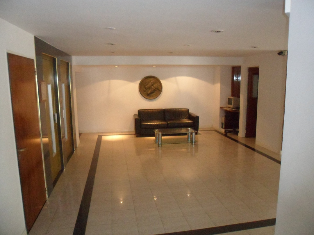 阿里纳斯酒店主图