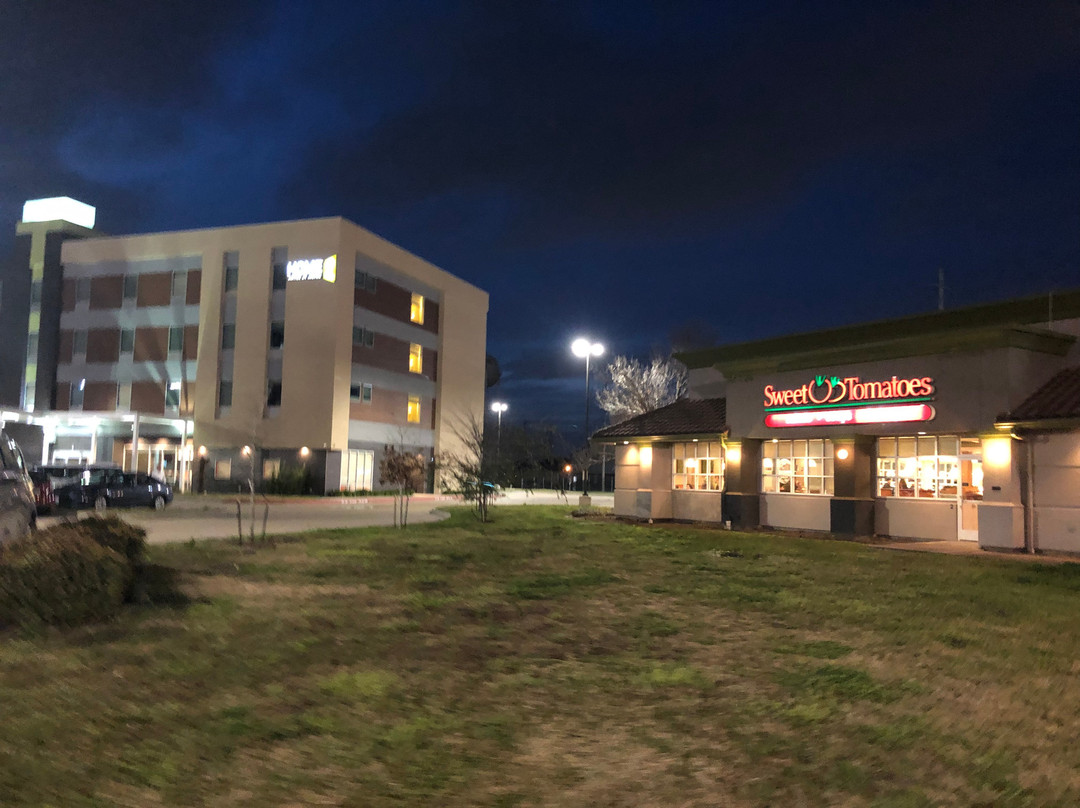 Home2 Suites By Hilton Houston Stafford主图