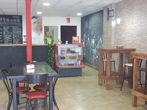 El Francés, Heladería Y Cafetería