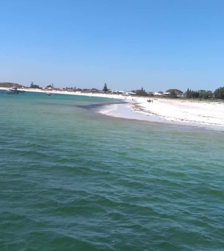 Back Beach-兰斯林必去景点