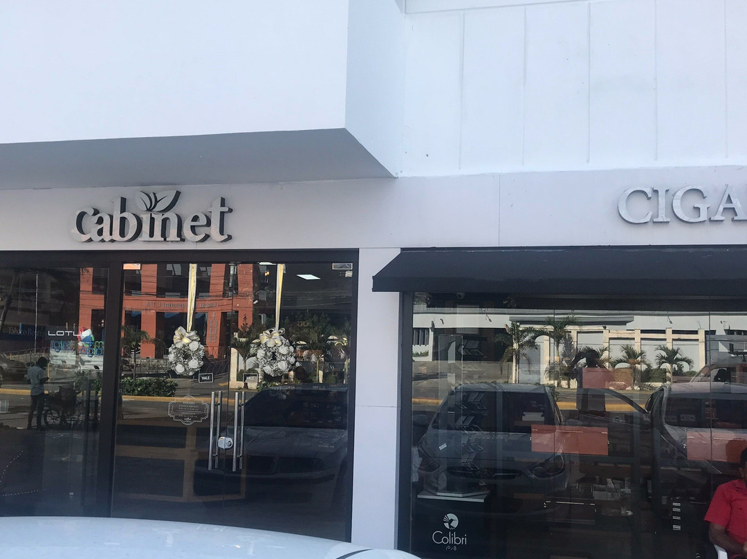 Cabinet Tobaco Boutique-圣多明哥必去景点