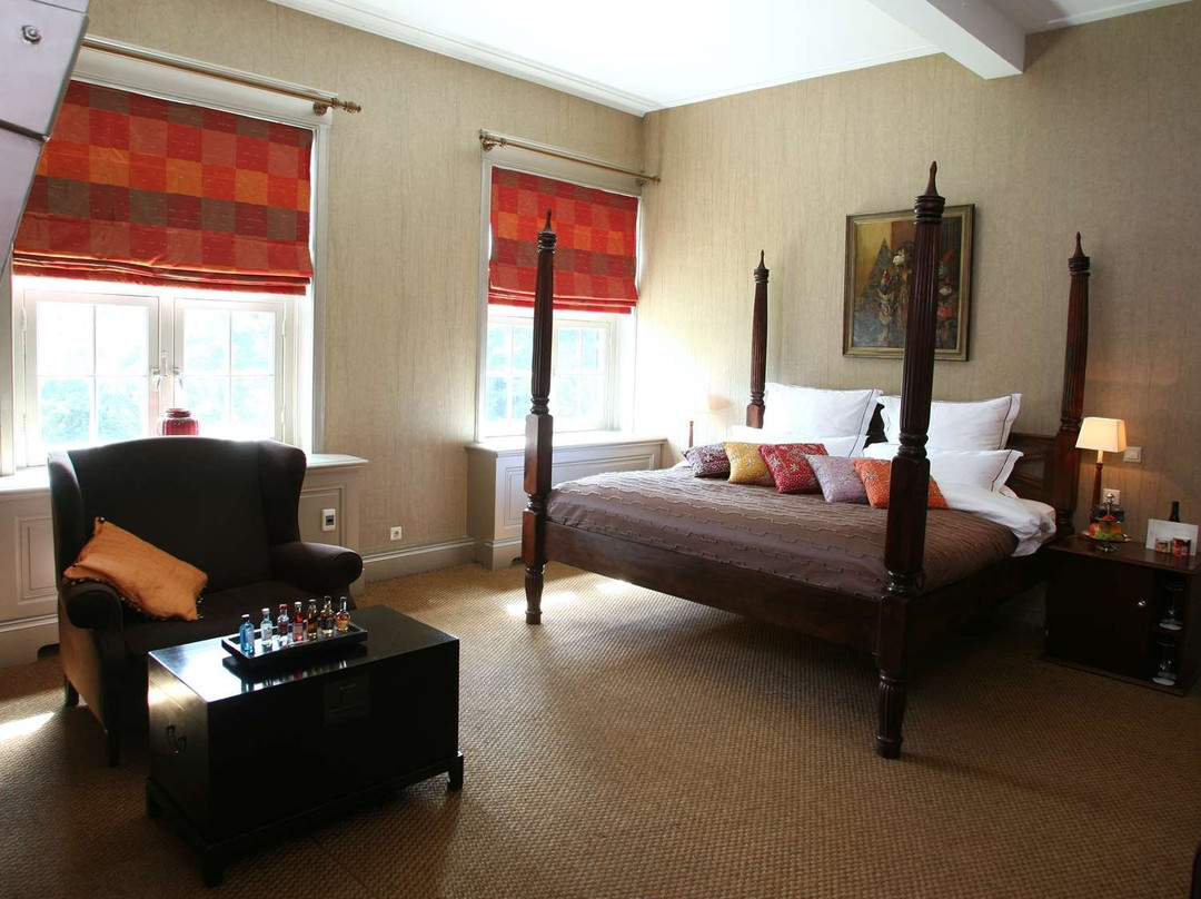 沙丘与克劳德堡庄园主图