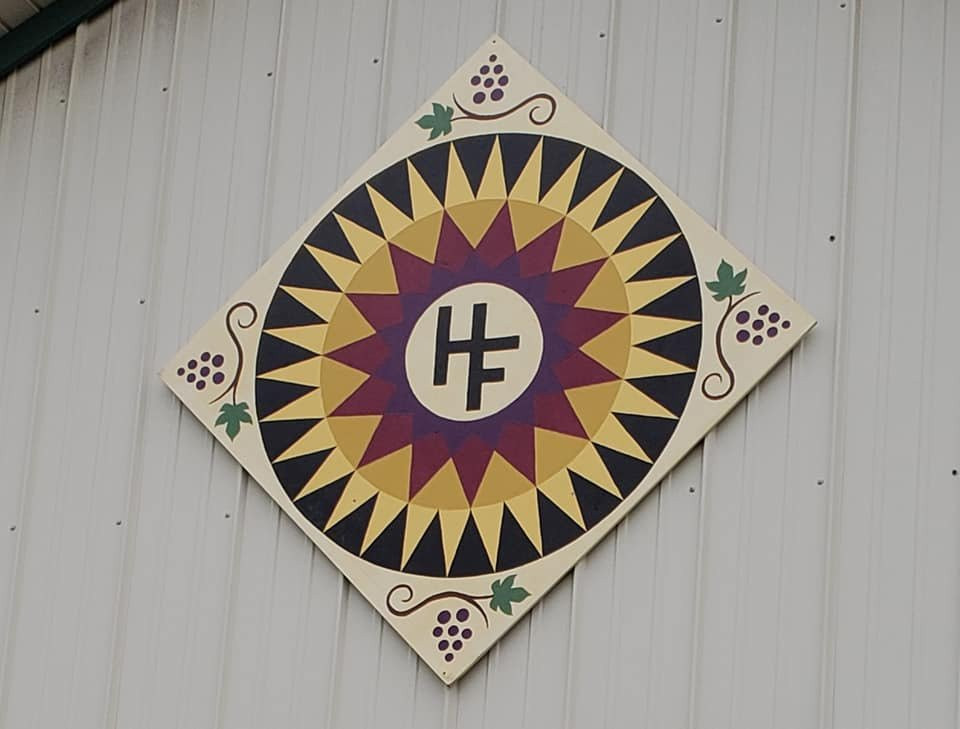 Holy-Field Vineyard & Winery-Basehor必去景点