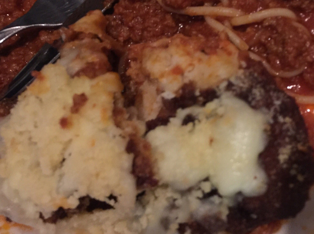 Nutinis Supper Club & Cocktail Lounge