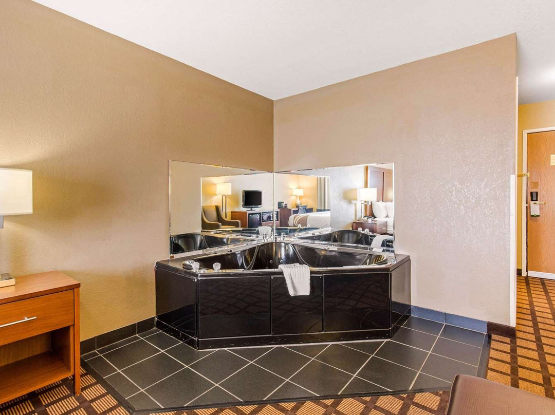 Quality Inn & Suites Georgetown - Seaford主图